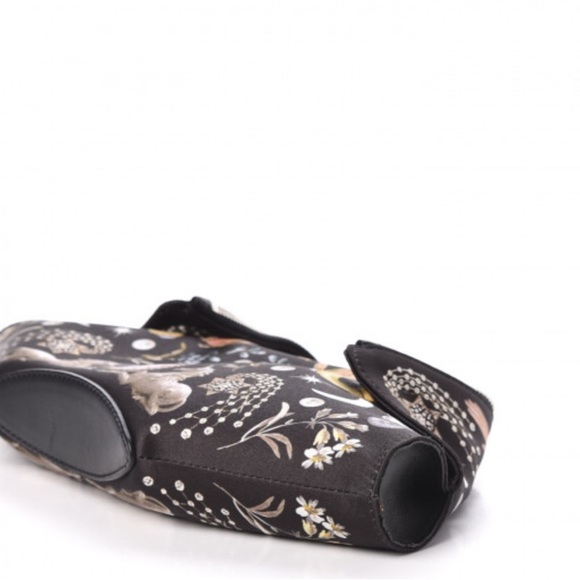 Alexander McQueen butterfly unicorn etc clutch beautiful never used perfect!!! - Picture 9 of 12